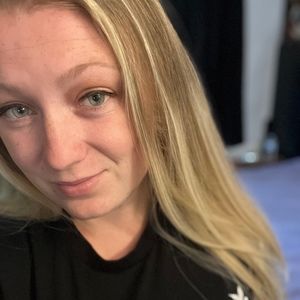 Meet your Posher, Hailie